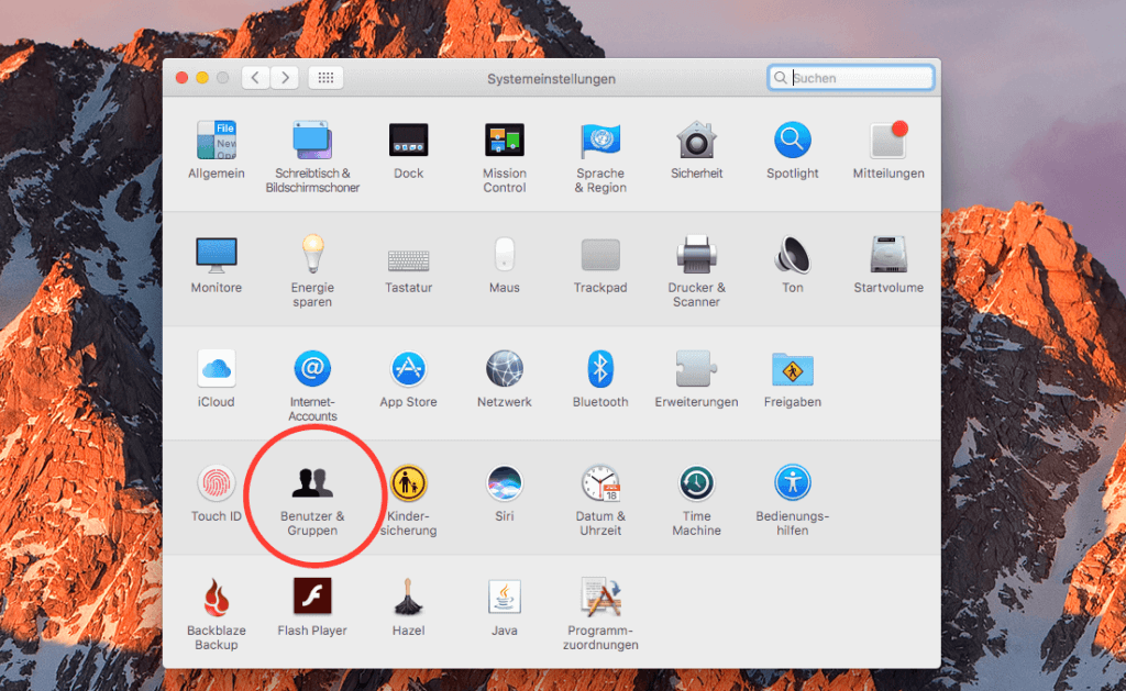 Die Anmeldeobjekte findet ihr am Mac, wenn ihr die Systemeinstellungen öffnet und dann das Kontrollfeld "Benutzer & Gruppen" anklickt.