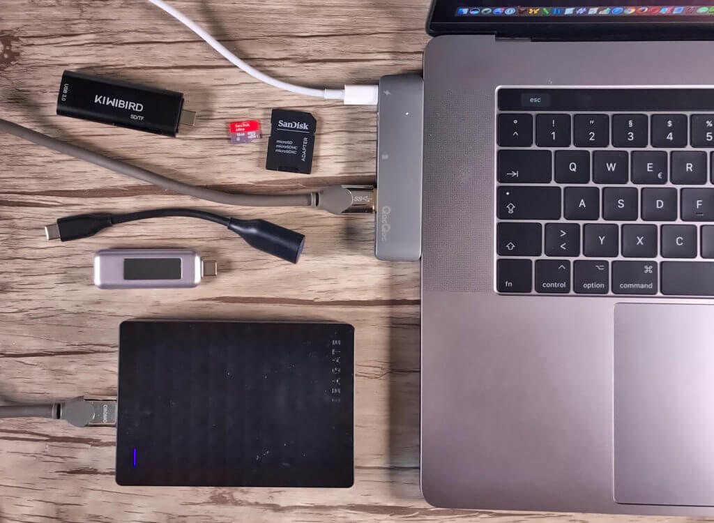 Alle Geräte in der Übersicht, die für meine Tests mit dem USB-C-Dock herhalten mussten.