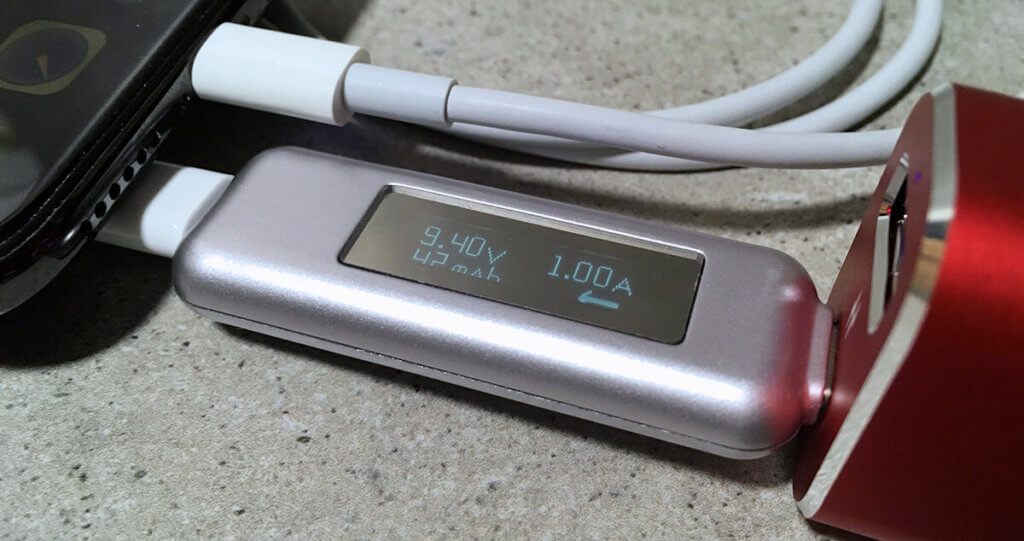 Der Turbolader ist über USB-C Power Delivery zwar deutlich schneller als mit dem normalen USB-A Anschluss, aber doppelt so schnell ist es laut meinen Messergebnissen nicht.