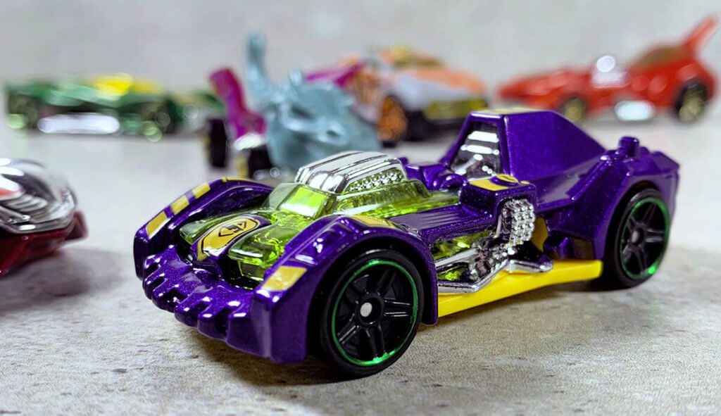 Mit im MindRacers Set sind sechs verschiedene Hot Wheels Autos (Foto: Sir Apfelot).