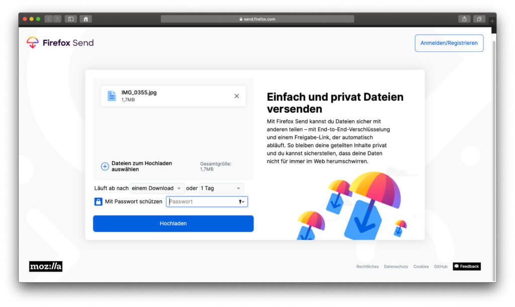 Neben der Ende-zu-Ende-Verschlüsselung von Firefox Send gibt es die Möglichkeit, den Download mit einem Passwort zu schützen sowie zeitlich oder in der Anzahl zu limitieren.