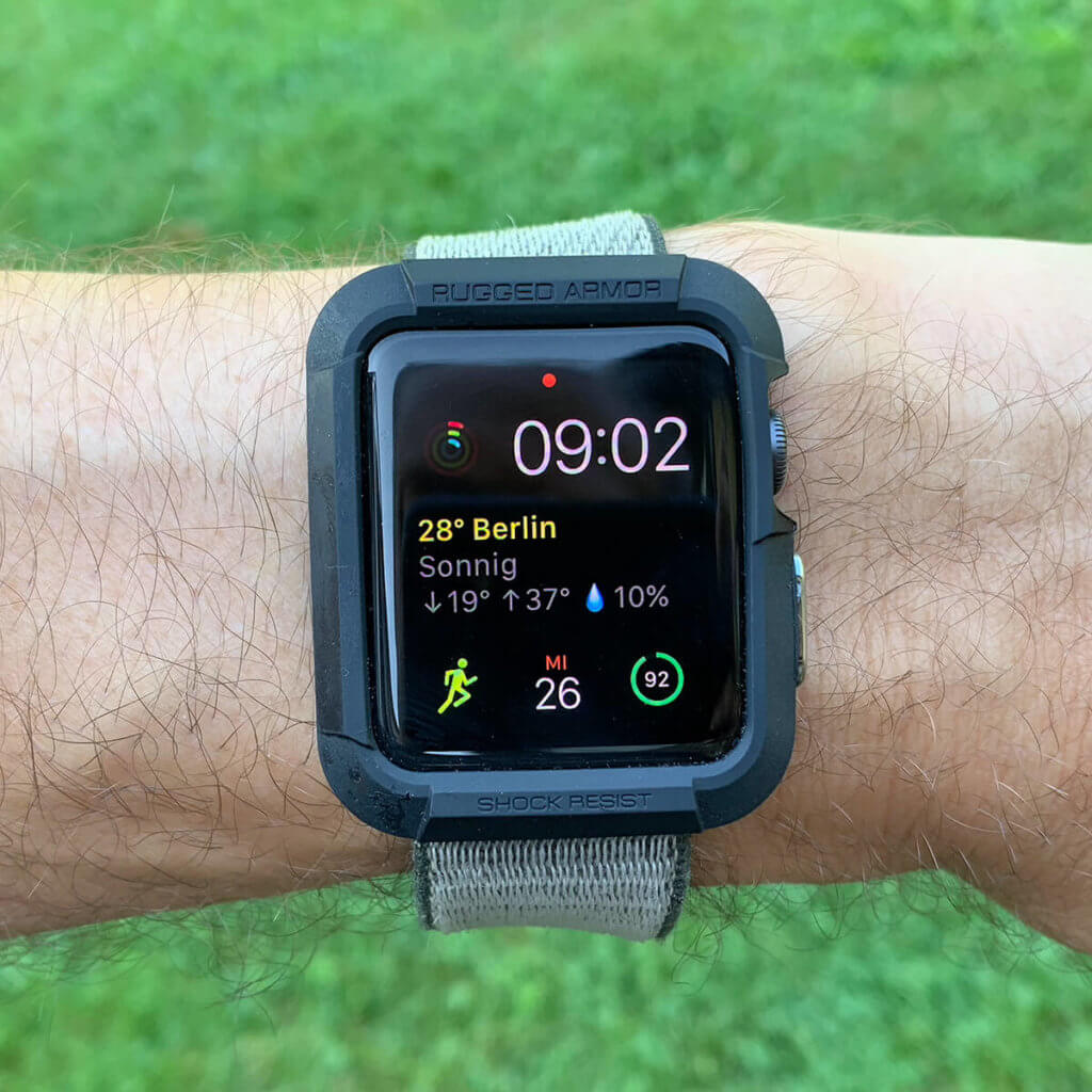 Spigen Apple Watch Case Rugged Armor Beitragsfoto