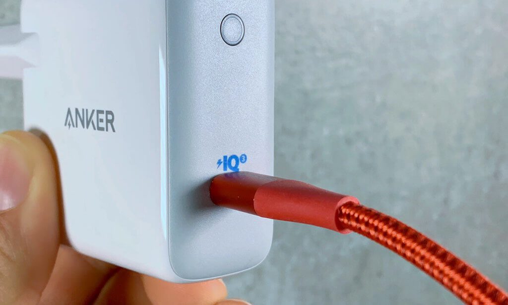 Der PowerPort III unterstützt durch PowerIQ3.0 auch USB-PD, über das sich iOS-Geräte sehr schnell aufladen lassen.