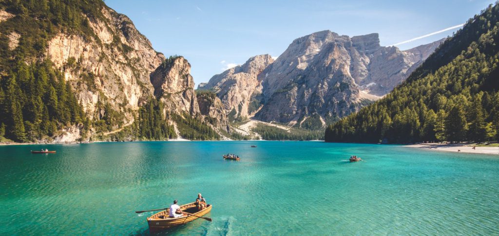 Eine hohe Schärfentiefe im Foto ergibt besonders bei Landschaftsaufnahmen Sinn.