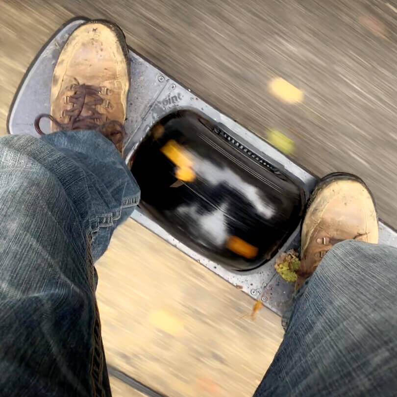 Fahren auf dem Onewheel Pint