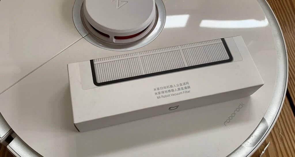 Der Xiaomi Mi Ersatzfilter passt wunderbar in meinen Roborock S50 (Foto: Sir Apfelot).