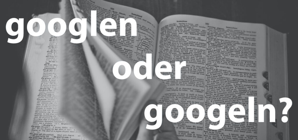 Wie ist die korrekte Schreibweise des Verbs, das "im Internet suchen" bedeutet? Wird es laut Duden googeln oder googlen geschrieben? Hier findet ihr die Antwort.