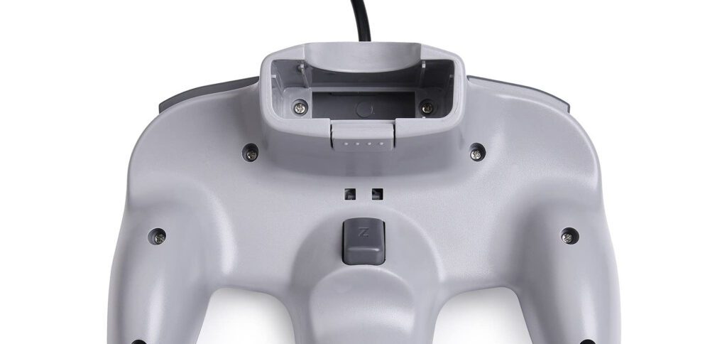 Das N64 Controller Pak, Rumble Pak, Transfer Pak oder anderes Zubehör kann an dem USB-Gamepad nicht verwendet werden.