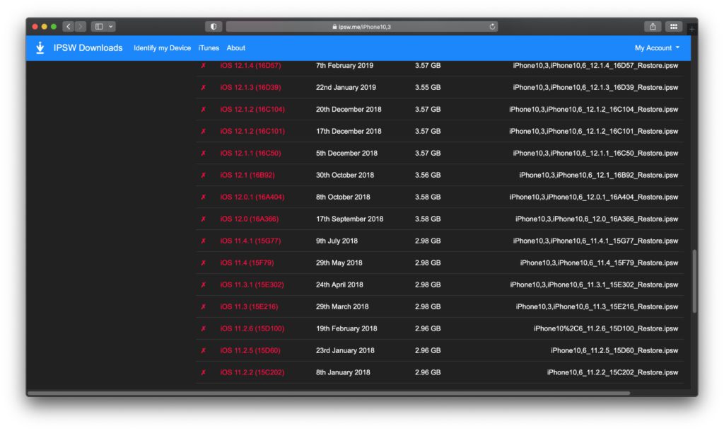 Auf der IPSW-Webseite findet ihr den jeweils passenden Download alter iOS-Versionen für das Downgrade der gewählten iPhone-Generation. Hier seht ihr die möglichen Downloads fürs Apple iPhone X, angefangen mit iOS 11 Versionen.