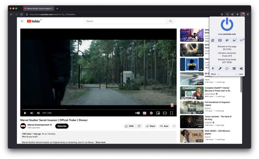 Auf einem anderen Computer nutze ich uBlock Origin, um die Werbung auf YouTube zu blockieren. Im Mullvad Browser klappt das direkt vom ersten Start an.