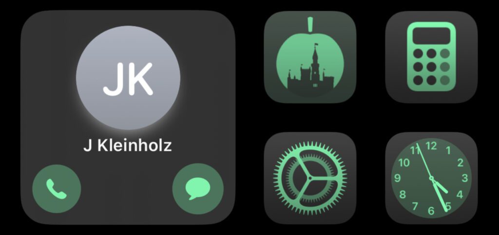 Am Apple iPhone eine Kurzwahl einrichten – das geht mit dem Kontakte Widget. So lässt sich über den Home Screen und den Sperrbildschirm anrufen oder eine Nachricht schicken.